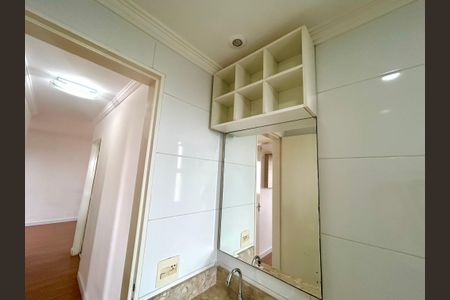 Apartamento à venda com 52m², 2 quartos e 1 vaga Apartamento à venda com 52m², 2 quartos e 1 vagaBanheiro