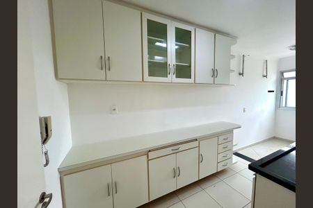 Apartamento à venda com 52m², 2 quartos e 1 vaga Apartamento à venda com 52m², 2 quartos e 1 vagaCozinha