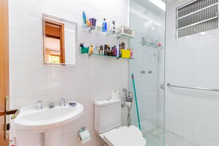 Casa à venda com 160m², 3 quartos e 3 vagasBanheiro