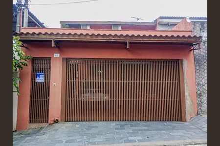 Casa à venda com 160m², 3 quartos e 3 vagasFachada