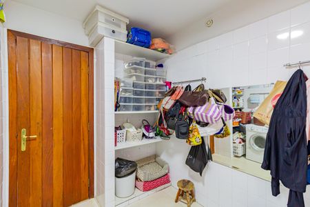 Casa à venda com 160m², 3 quartos e 3 vagasÁrea de Serviço