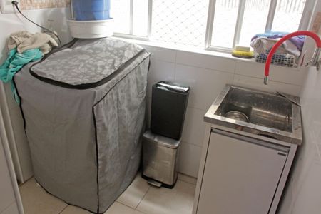 Apartamento para alugar com 90m², 2 quartos e 1 vagaÁrea de Serviço