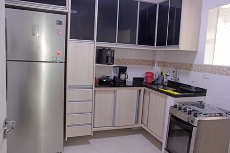 Apartamento para alugar com 90m², 2 quartos e 1 vagaCozinha
