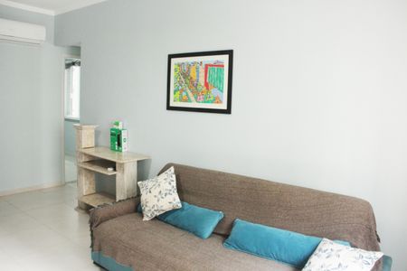 Sala de apartamento para alugar com 2 quartos, 67m² em Ponta da Praia, Santos