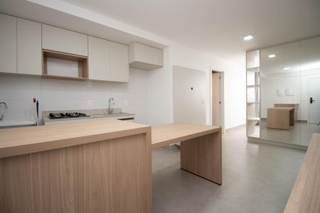 Sala de kitnet/studio para alugar com 1 quarto, 34m² em Noroeste, Brasília