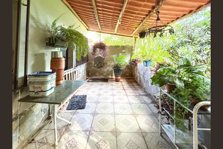 Casa para alugar com 360m², 3 quartos e 1 vaga