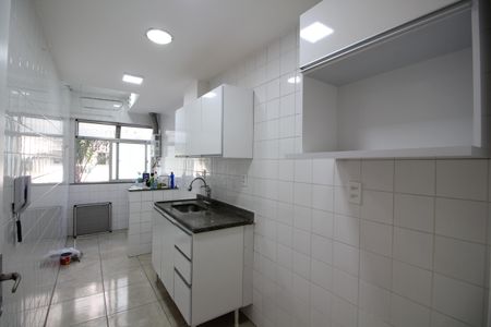Apartamento para alugar com 63m², 2 quartos e 1 vagaCozinha
