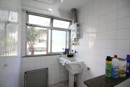 Apartamento para alugar com 63m², 2 quartos e 1 vagaÁrea de Serviço