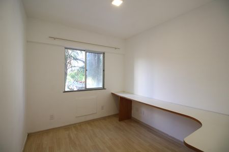 Quarto 1 de apartamento para alugar com 2 quartos, 63m² em Barra Olímpica, Rio de Janeiro