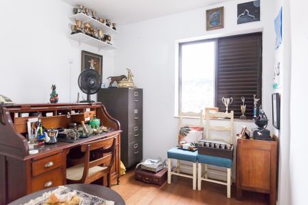 Apartamento à venda com 110m², 3 quartos e 2 vagasquarto 1