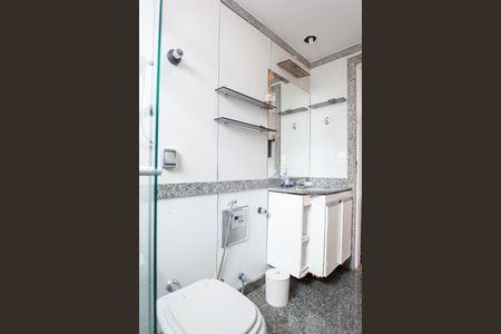 Apartamento à venda com 110m², 3 quartos e 2 vagasBanheiro suite 