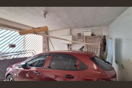 Casa para alugar com 100m², 2 quartos e 1 vaga Casa para alugar com 100m², 2 quartos e 1 vagaGaragem