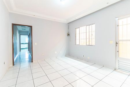 Casa para alugar com 120m², 2 quartos e 1 vagaSala