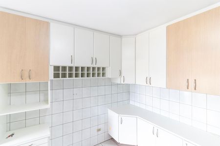 Casa para alugar com 120m², 2 quartos e 1 vagaCozinha - Armários