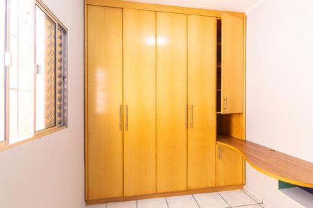 Casa para alugar com 120m², 2 quartos e 1 vagaQuarto 2