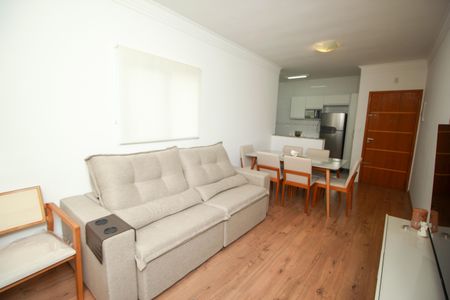 Apartamento à venda com 61m², 2 quartos e 2 vagasSala