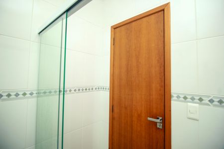 Apartamento à venda com 61m², 2 quartos e 2 vagasBanheiro Social