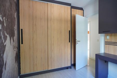 Quarto 1 de apartamento para alugar com 3 quartos, 95m² em Passo D’areia, Porto Alegre