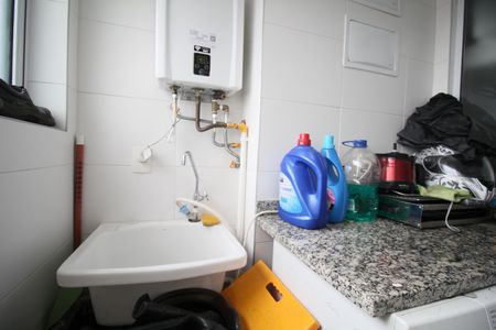 Apartamento para alugar com 74m², 2 quartos e 1 vagaÁrea de Serviço
