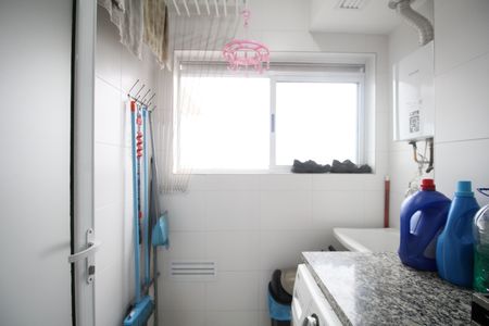 Apartamento para alugar com 74m², 2 quartos e 1 vagaÁrea de Serviço