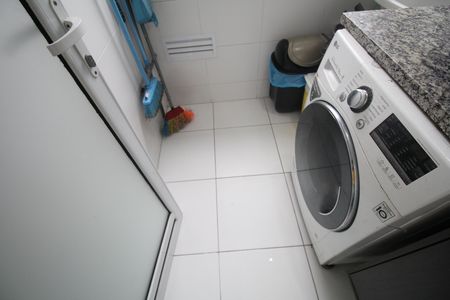 Apartamento para alugar com 74m², 2 quartos e 1 vagaÁrea de Serviço