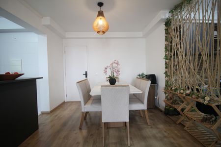Apartamento para alugar com 74m², 2 quartos e 1 vagaSala