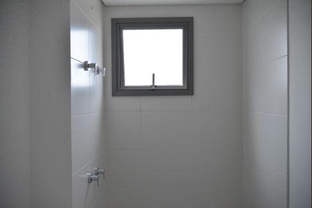 Apartamento à venda com 134m², 3 quartos e 3 vagasBanheiro da Suíte 1