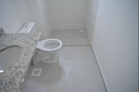 Apartamento à venda com 134m², 3 quartos e 3 vagasBanheiro da Suíte 1