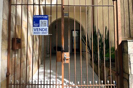 Casa à venda com 112m², 3 quartos e 1 vagaPlaquinha