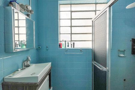 Casa à venda com 112m², 3 quartos e 1 vagaBanheiro