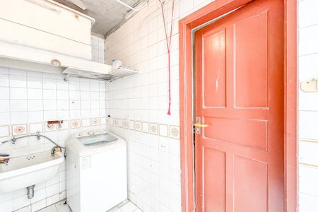 Casa à venda com 112m², 3 quartos e 1 vagaÁrea de Serviço