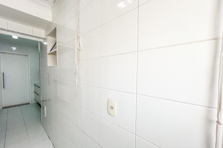 Apartamento à venda com 81m², 3 quartos e 1 vagaÁrea de Serviço