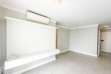 Apartamento à venda com 81m², 3 quartos e 1 vagaSala