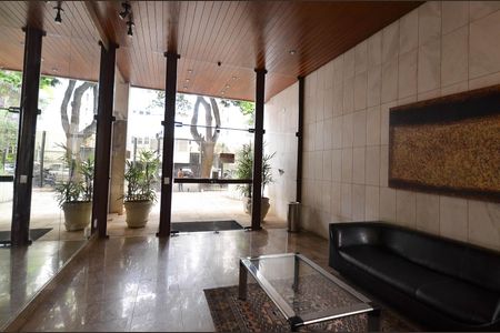 Apartamento à venda com 300m², 4 quartos e 3 vagasHall de entrada