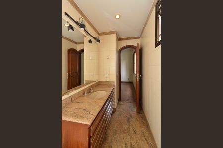 Apartamento à venda com 300m², 4 quartos e 3 vagasBanheiro Suíte 2