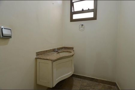 Apartamento à venda com 300m², 4 quartos e 3 vagasLavabo