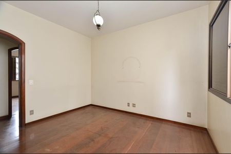 Apartamento à venda com 300m², 4 quartos e 3 vagasSuíte 2