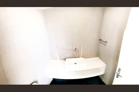 Apartamento à venda com 188m², 1 quarto e 2 vagasFoto 01