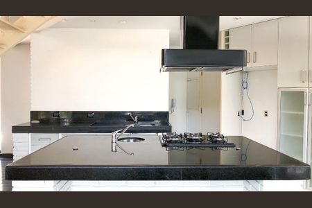 Apartamento à venda com 188m², 1 quarto e 2 vagasFoto 01