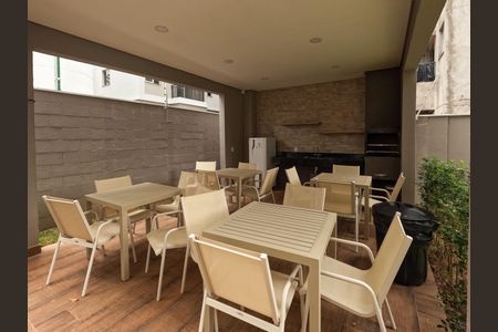 Apartamento para alugar com 34m², 2 quartos e sem vagaÁrea comum - Churrasqueira