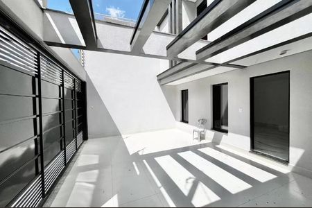 Casa à venda com 140m², 4 quartos e 2 vagas Casa à venda com 140m², 4 quartos e 2 vagasFoto 20
