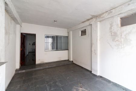 Casa à venda com 141m², 2 quartos e 1 vagaGaragem