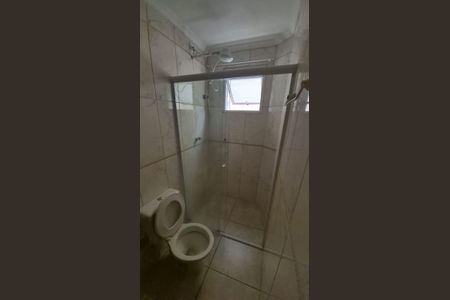 Banheiro de apartamento para alugar com 2 quartos, 73m² em Vila Lucinda, Santo André