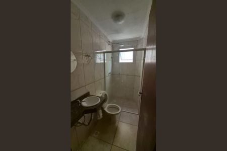 Banheiro de apartamento para alugar com 2 quartos, 73m² em Vila Lucinda, Santo André