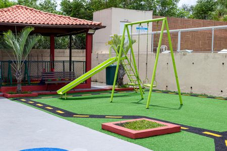 Apartamento para alugar com 43m², 2 quartos e 1 vaga Apartamento para alugar com 43m², 2 quartos e 1 vagaÁrea comum - Playground