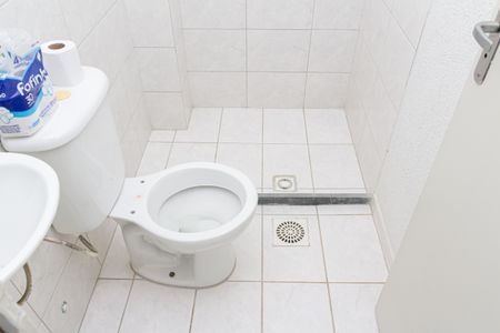 Apartamento para alugar com 43m², 2 quartos e 1 vaga Apartamento para alugar com 43m², 2 quartos e 1 vagaBanheiro