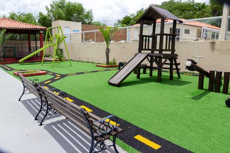 Apartamento para alugar com 43m², 2 quartos e 1 vaga Apartamento para alugar com 43m², 2 quartos e 1 vagaÁrea comum - Playground