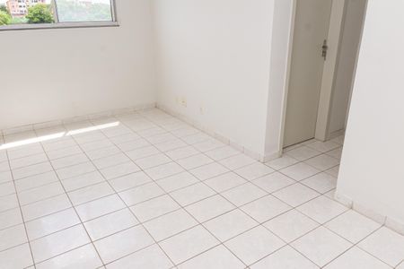 Apartamento para alugar com 43m², 2 quartos e 1 vaga Apartamento para alugar com 43m², 2 quartos e 1 vagaSala