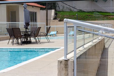 Apartamento para alugar com 43m², 2 quartos e 1 vaga Apartamento para alugar com 43m², 2 quartos e 1 vagaÁrea comum - Piscina