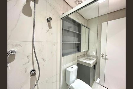 Apartamento para alugar com 61m², 2 quartos e 1 vagaBanheiro 